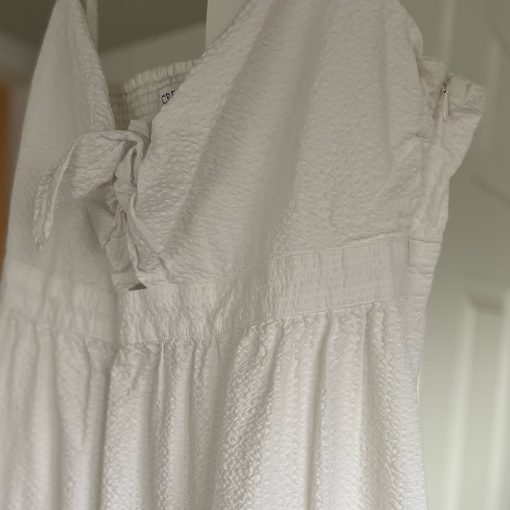 LIKE NEW J.Crew White Seersucker Honeymoon/Bridal tie-front cutout midi dress - Picture 5 of 8
